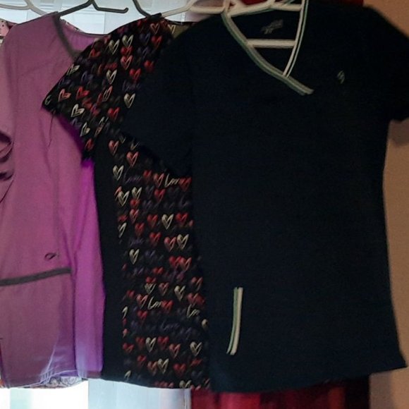 Nurse Scrub Uniforms - Picture 4 of 4